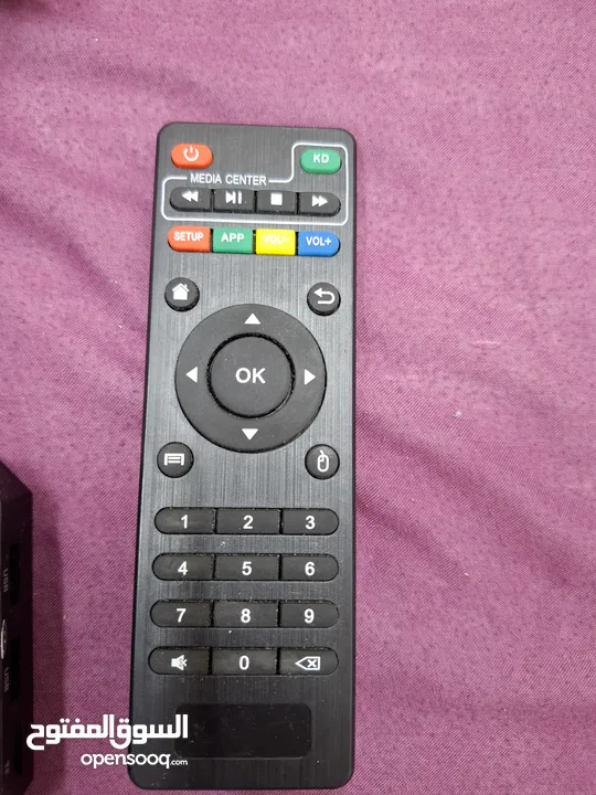 جهاز TV box . اندروير. مع حامل شاشة متحرك