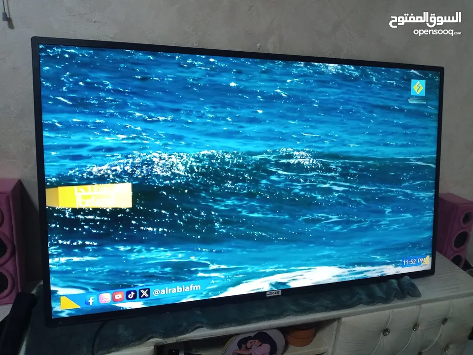 شاشه سامسونج كيرف منحنيه