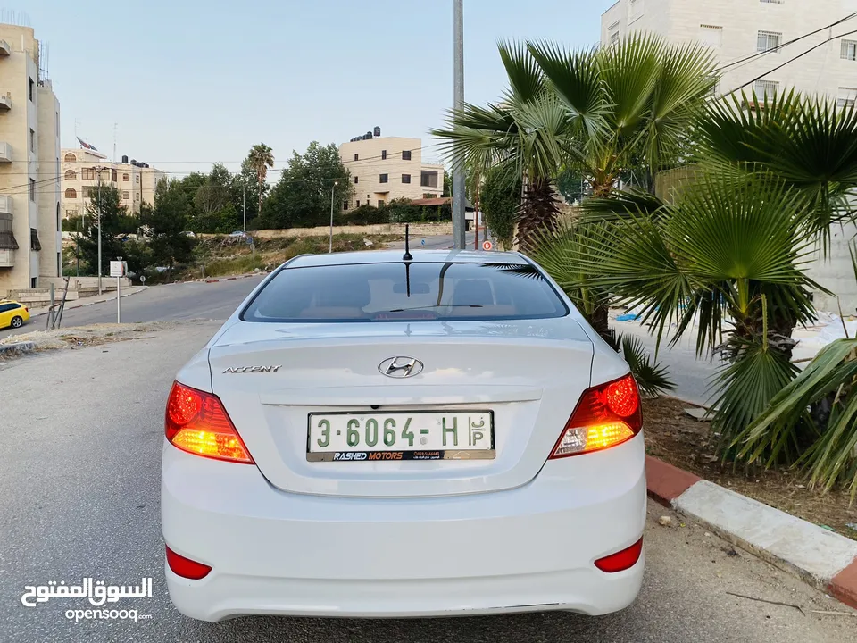 هونداي اكسنت بحالة الشركة اوتماتك بنزين ماتور 1400 السياره يد اولى  الله يبارك لصاحب النصيب