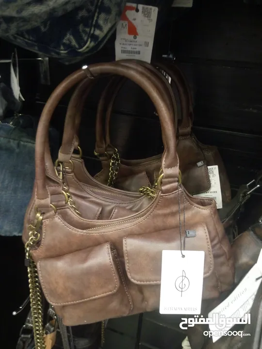 فرصة قبل العيد شروة بسعر حرق للبيع بالجملة شناتي ستاتي براند Stradivarius الاسباني 100 حبة مشكلين