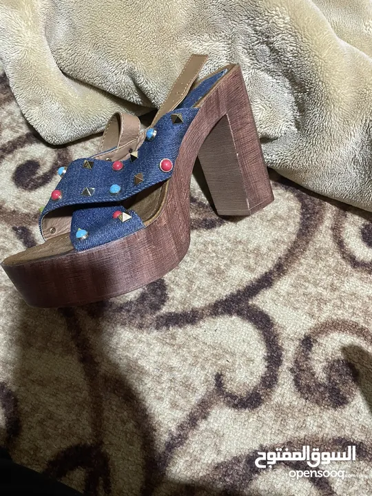 مجموعة كنادر للبيع