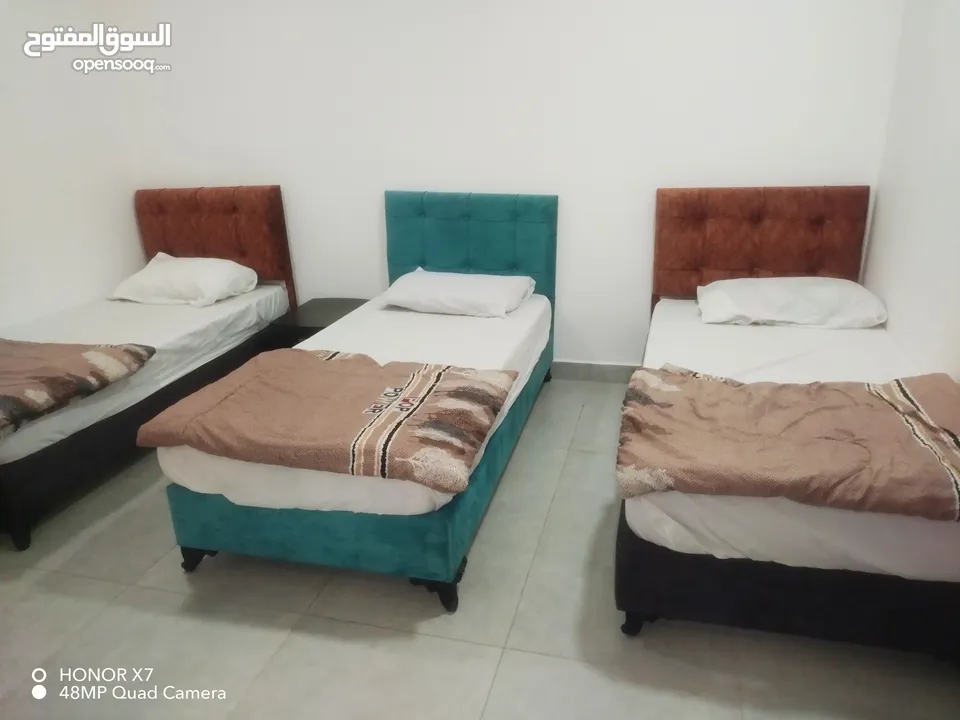 شقة مفروشه في السوق قريب من البحر ثلاث دقائق مشي