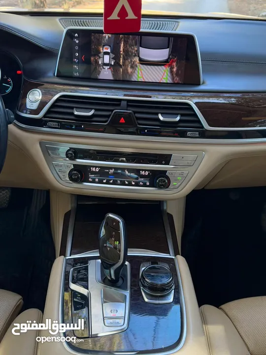 BMW 740i///2016  السيارة  فل الفل اضافات  فحص نخب نخب  بي ام دبليو