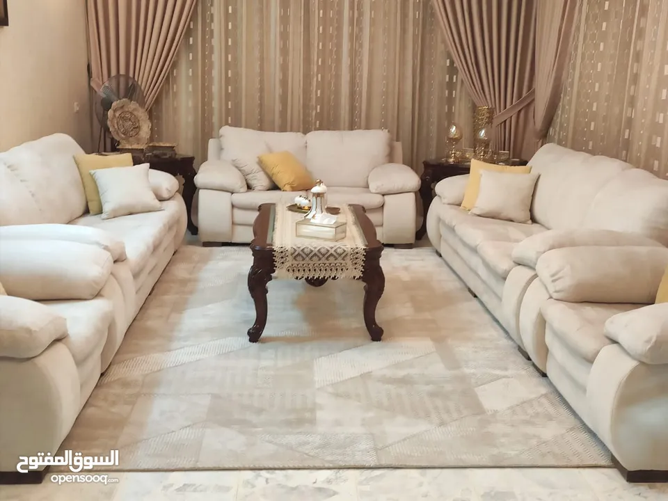 طقم كنب للضيوف