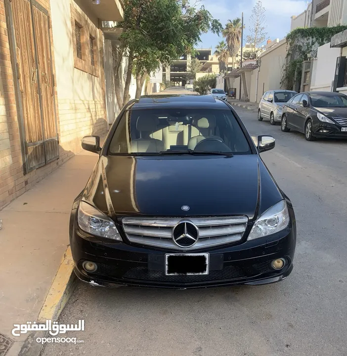 مرسيدس بنز c300 الدار