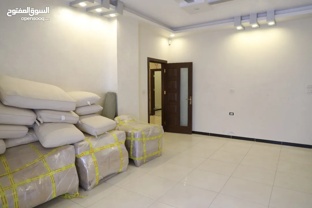 شقة فاخرة سوبر ديلوكس اعلان رقم (SL2105)