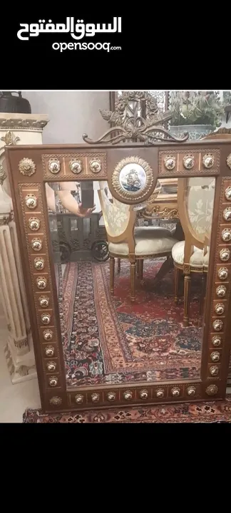 مرآة فرنسيه فخمه جدا وقديمة اكثر من  100عام من الخشب والبرونز والمينا عليها رسومات دقيقة  تحفه فنيه
