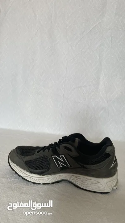 New Balance 2002 Law Top Sneakers