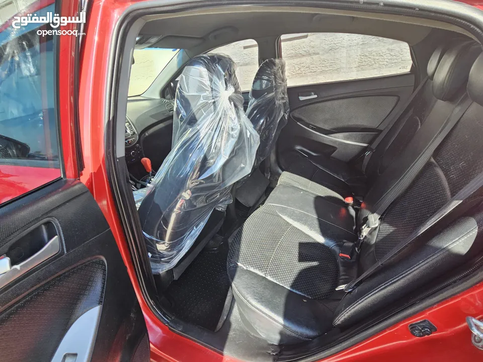 اكسنت 1.4 اتماتيك اصل برايفت فحص ممتاز بالكرتوونة