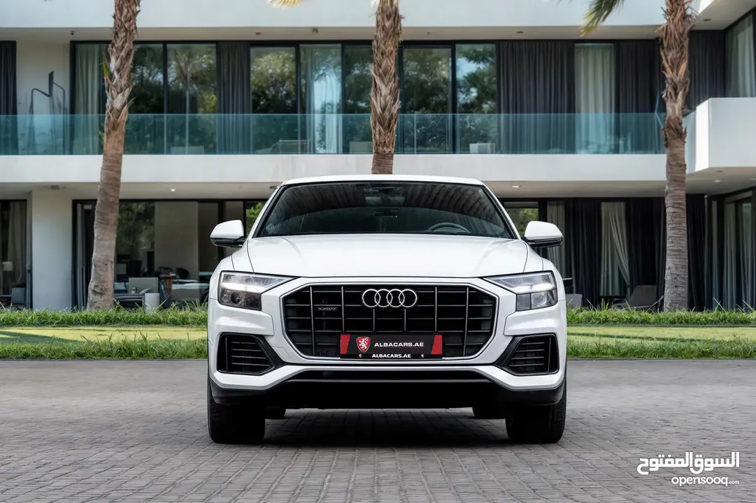 Audi Q8 S-LINE