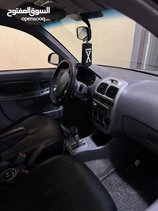 hyundai  verna  2005 هيونداي فيرنا سيارة نظيفة وسعر مناسب
