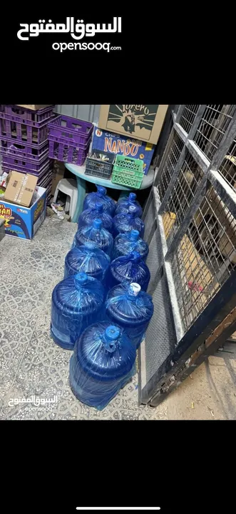 سوبر ماركت للبيع مع جميع محتوياته بسعر مغري