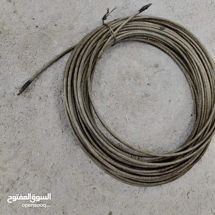 مقص بلاط  وعدة بناء وآليات للبيع