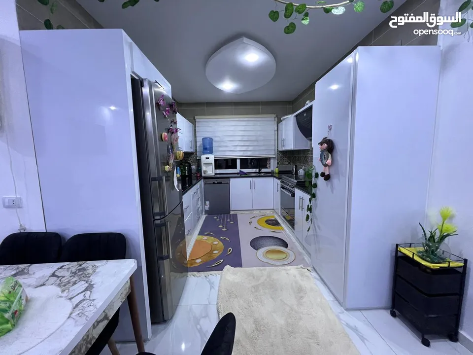 شقة في موقع مميز وبسعر مميز
