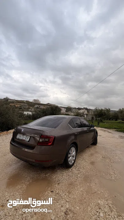 سكودا اكتافيا 2018