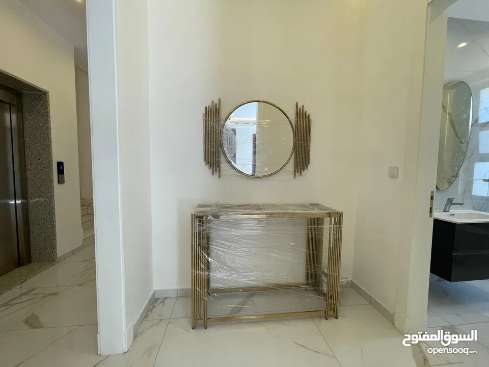 Fully furnished villa for rent in Abdoun  ( Property 38332 )-174796325