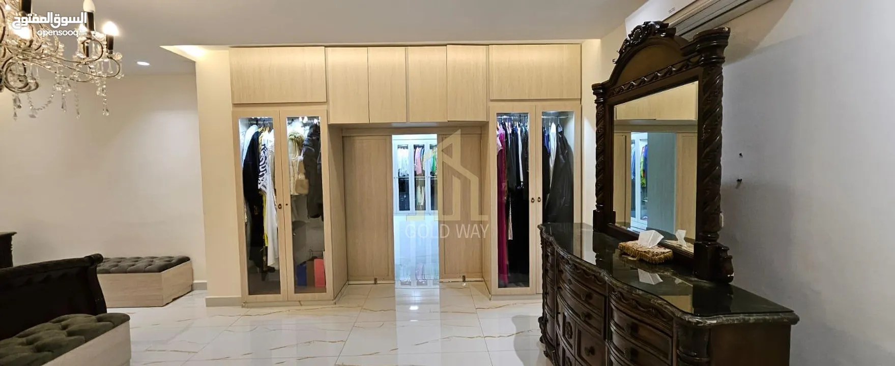 بمواصفات فلل شقة أرضية 400م مع حديقة 300م في أرقى مناطق دير غبار بتشطيبات راقيه/ ref 7070