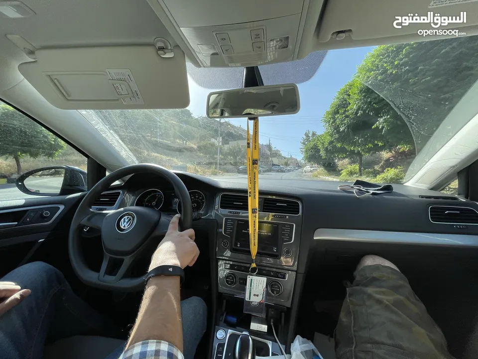 VW E-Golf 2016 للبيع بحالة الوكالة