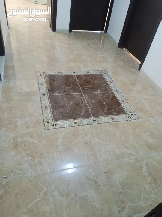 شقق  للبيع الزرقاء الجديده شارع 16بمساحات متعدده