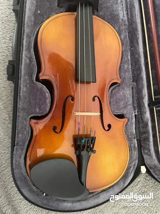 Violin 1/4 size good condition