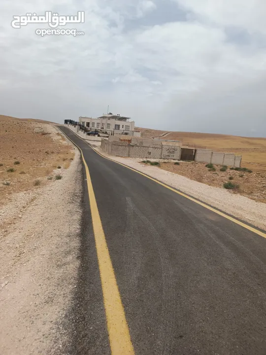 قطعة ارض مميزة للبيع في زملة العليا مقابل القصر القطري مساحة 3600م على شارعين