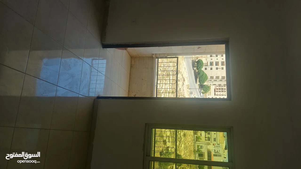 شقق ثلاث غرف نوم للايجار