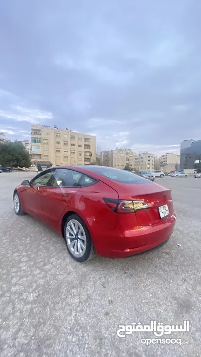 Tesla model 3 2022 standard plus/7 جيد / اتوسكور A/ عداد قليل كاش وبالاقساط