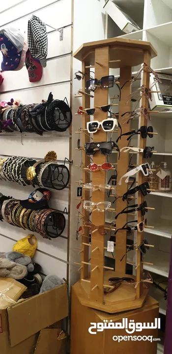 تصفية محل شنط واكسسوارات