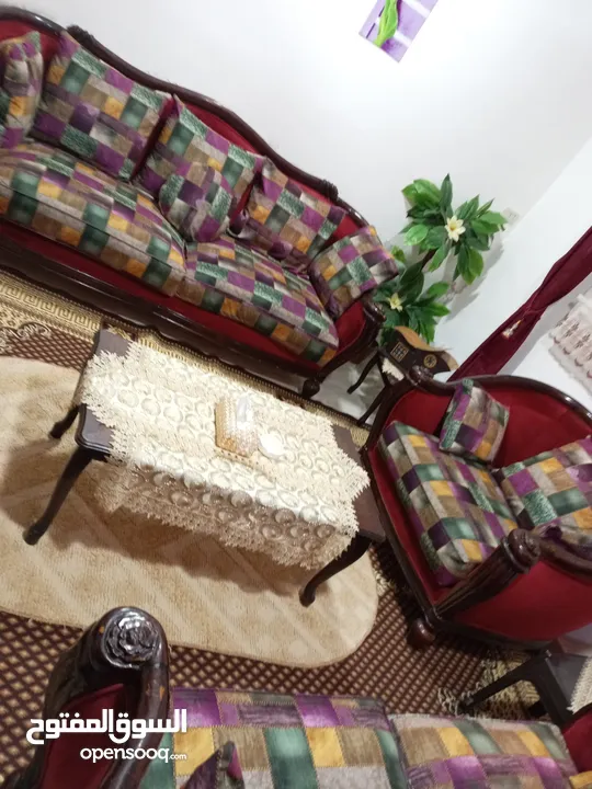 طقم كنب خشب زان محفر فخم تنجيد جديد.... حجم جامبو 7مقاعد ....مريح للظهر والجلوس