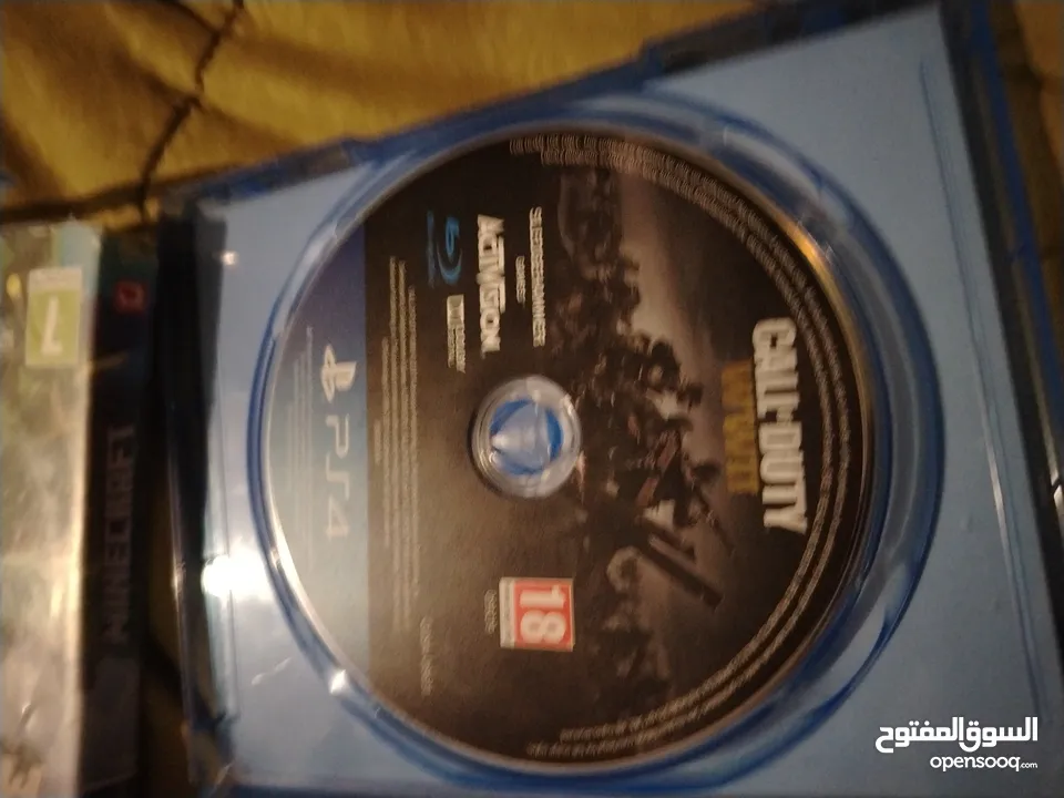 سيديات ps4 and ps5 للبيع سيدي red dead redemptiion 2 /blacl ops 6 world war war2