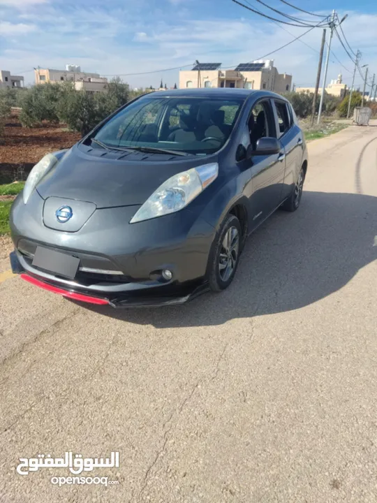 نيسان ليف 2013 في اربد