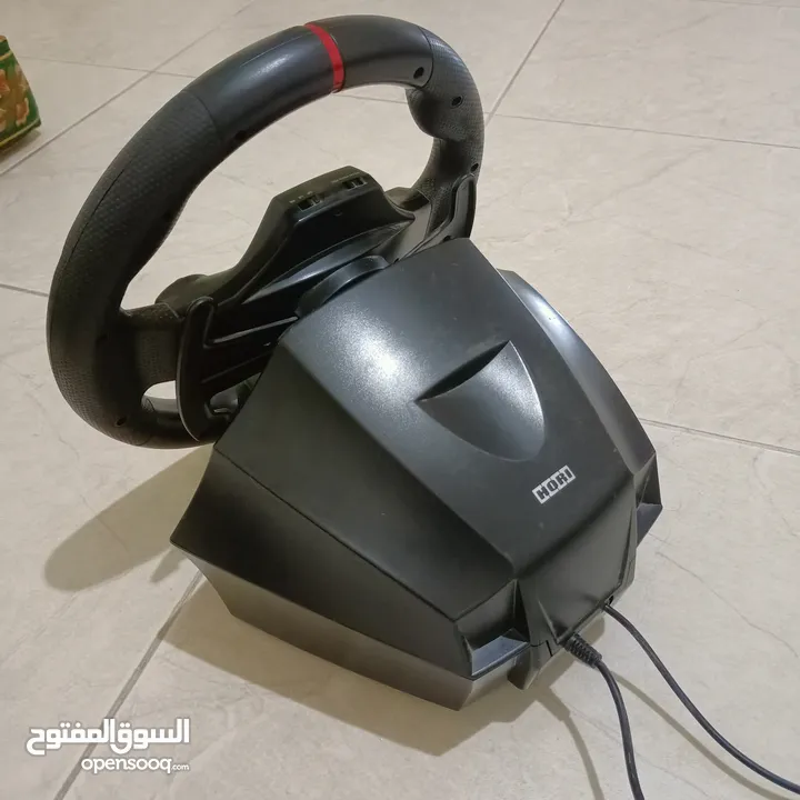 سترينج بلايستيشن اصلي من شركة بلايستيشن مستعمل بحالة الوكاله تم استعماله مرتين فقط يشتغل على ps4 ps3