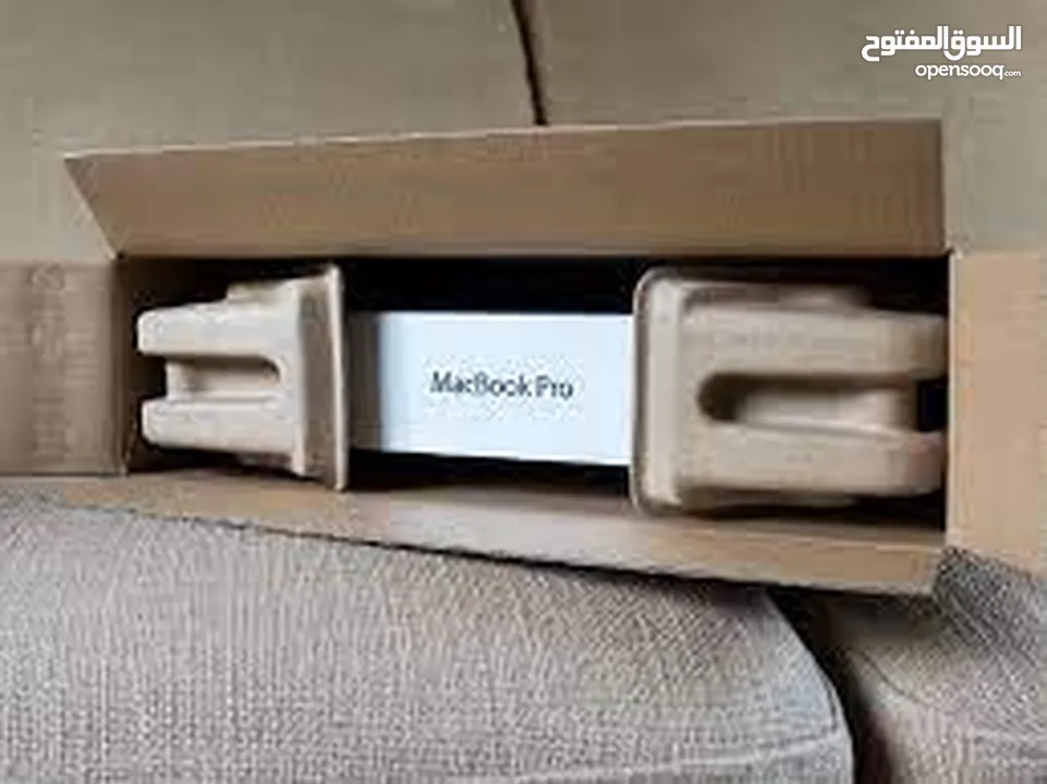 apple macbook PRO m1 14-inch core 14 ماك بوك أبل بروM1