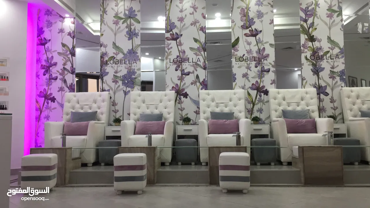 .صالون للعناية بالاظافر و سبا    .                          .Nails Spa &More .