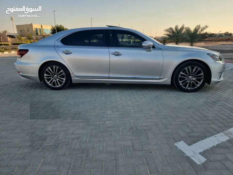 للبيع لكزس LS460 موديل 2013  لارج مواصفات VIP