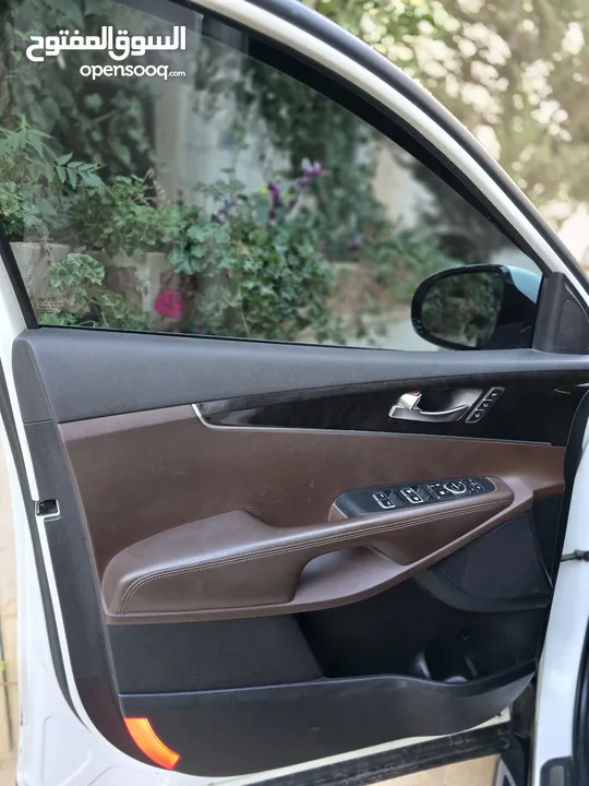 جيب كيا سيرانتو فل الفل 4*4 بانوراما دهان شركة سعر حرق على الكاش