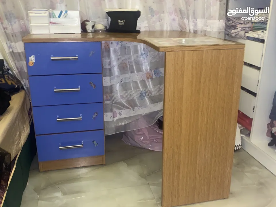 مكتب بحاله الجديد ممتاز جدا والسعر جيد جداً
