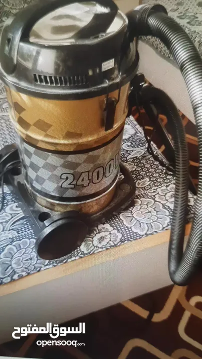 مكنسه كهربائيه جديده برميل 2400w  بسعر مغري وقابله للتجريب والمعاينه قبل الشراء