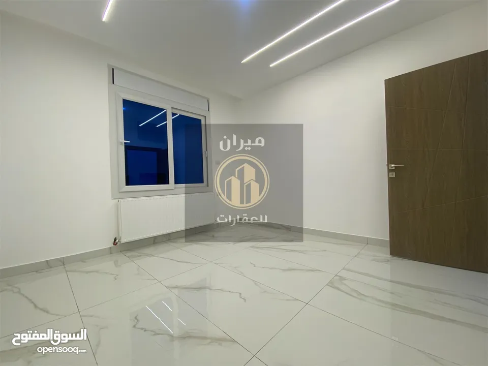 شقة فخمة لم تسكن للإيجار-طابق ثاني-100م-الجبيهة-حي المنصور