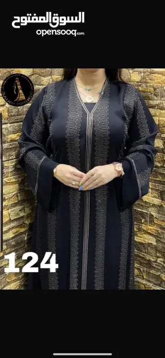 عبايات  وفساتين  وترنجات  وبياضات ركنه وانتريه  وكل اللي تحتاجيه وسوتات مختلفه بتبدء من 6.500 دينار