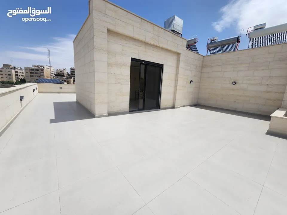 شقة فارغة للبيع بين الدوار الرابع و الخامس - ref: 14608