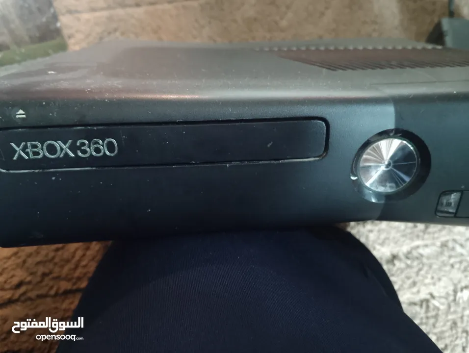 اكس بوكس 360 مع ثلاث ايدين شغاله 100%