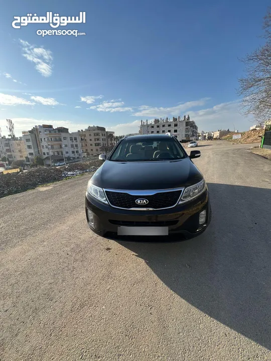 كيا سيراتو بانوراما 7 جيد 7 ركاب V6 دفع رباعي نظام  AWD