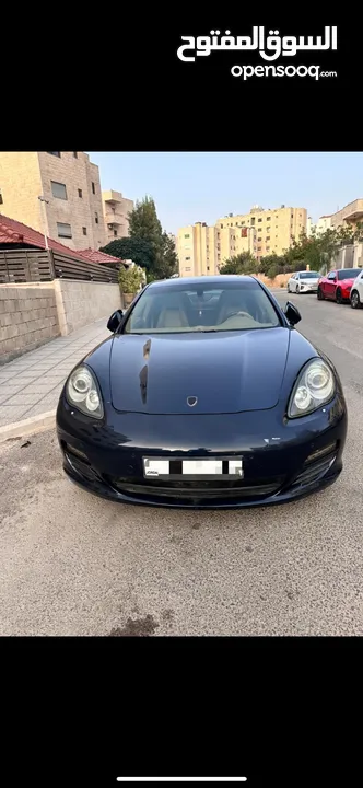 للبيع او للبدل Porsche panamera 2011