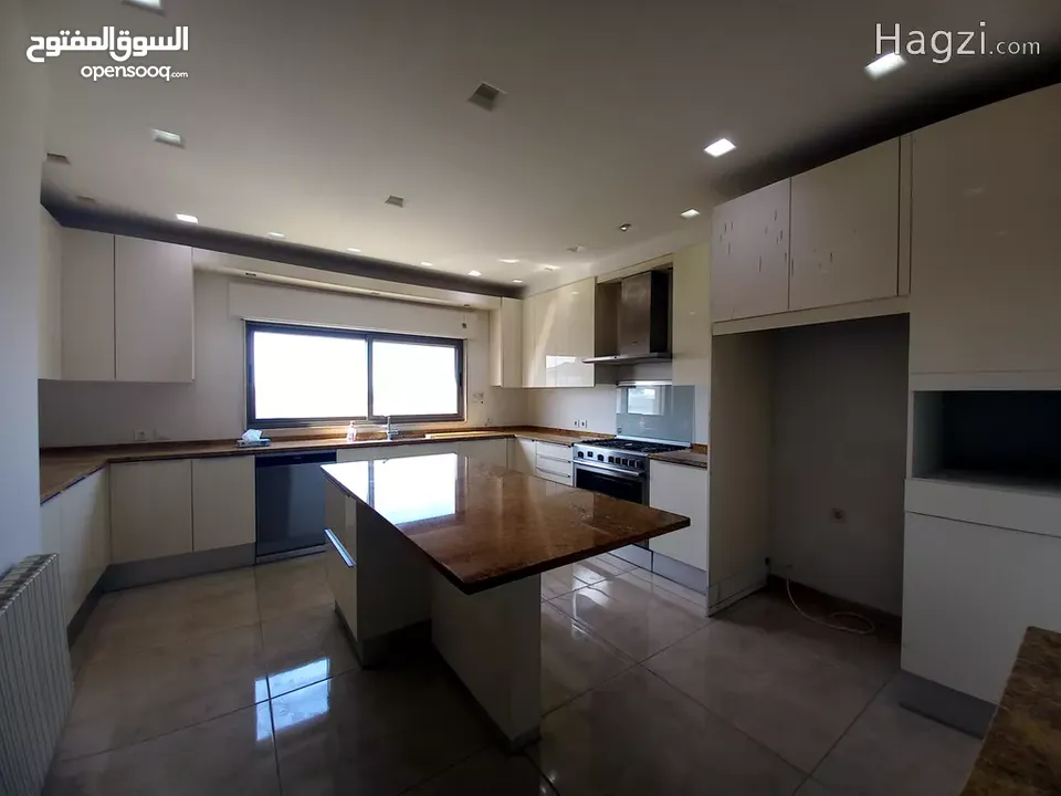 شقة غير مفروشة للإيجار 320م2 ( Property 17823 ) سنوي فقط