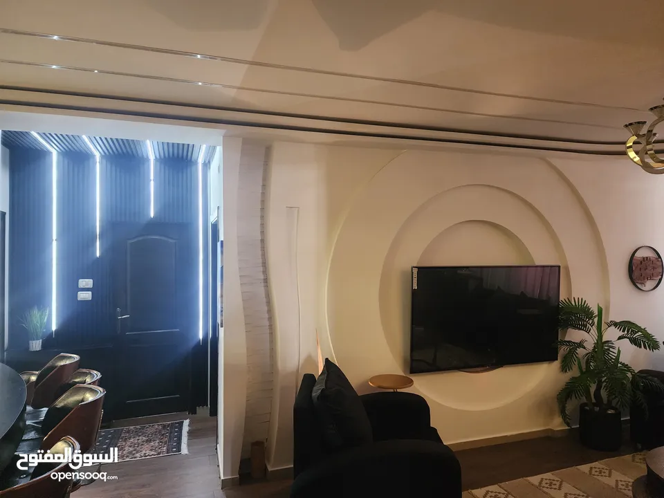 شقة مميزة للبيع مع الأثاث