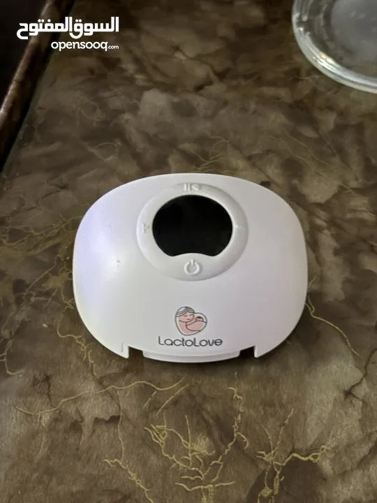 Lactolove wearable breast pump (used)