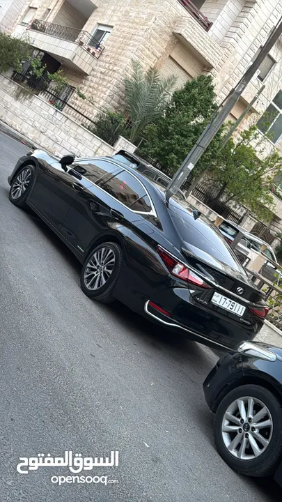 لكزس 2021 خليجي