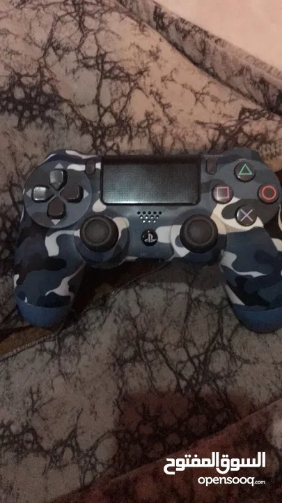 Ps4 controler for sale 6 kd brand new not used with no problem and very very good condition