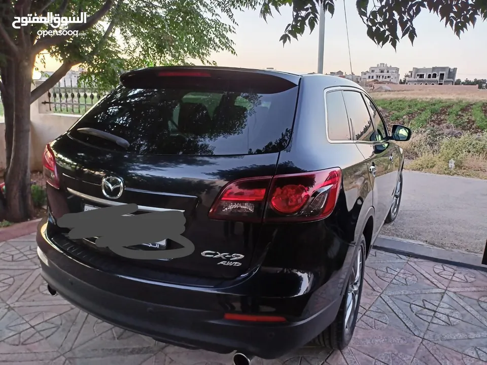 Mazda CX-9 بحالة الوكالة